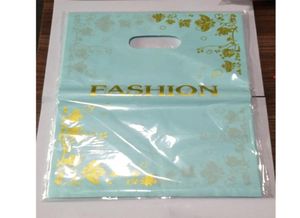 50pcs 2535cm Altın Çiçekler Tasarımı Mavi Plastik Hediye Çantası Giyim Butik Ambalaj Çantaları Tutamaklı Büyük Plastik Alışveriş Çantaları 7485064