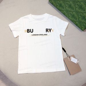2024 Yeni Çocuk Beyaz T-Shirt Lüks Tasarım Baskı%100 Pamuk Kısa Kollu Günlük Tees Çocuk Bebek Boys Boys Çocuk Giyim