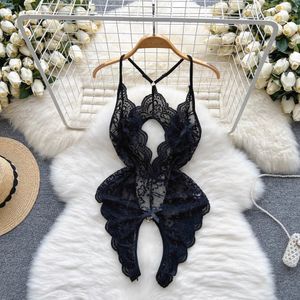 Krokmasız kadınlar seksi dantel bodysuits içi boş moda kombinasyon bodycon catsuits moda tulumlar strappy iç çamaşırı 240511