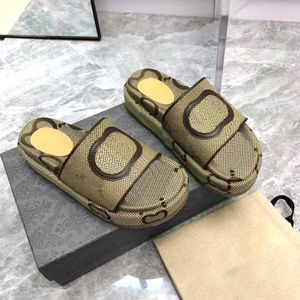 Dhgate Terlik Platformu Sandal Yaz Lüks Tasarımcı Slayt Mule Ayakkabı Kadınlar Sıradan Ayakkabı Tuval Plajı Havuz Güzel Açık Ev Düz Sandale Loafer Yürüyüş Yürüyüşleri