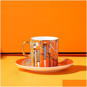 Tassen Untertassen Designer und Set Exquisite Kaffeetasse Keramik Home Europäischer Nachmittagstee Bone China Luxus mit Geschenkbox Drop Lieferung G Dh95O
