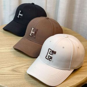 Новая весенне-осенняя хлопковая модная универсальная бейсбольная кепка с утиным язычком для мужчин и женщин со звездным логотипом B и буквой, модная брендовая бейсболка