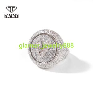 Lüks Özel Adı Bling Hip Hop Takı Buzlu Çıkış Mektubu Rolling Diamond Rings Erkek Toptan Pirinç AAA Zircon Hip Hop Takı