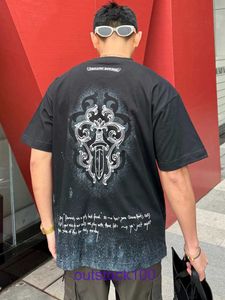 24ss tasarımcı gelgit tişörtleri yüksek versiyon çapraz crosin gotik kısa kollu tshirt erkekler ve kadınlar için saf pamuk sanskrit kılıç baskısı yarım yeni var gerçek logo