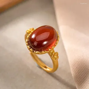 Anelli a grappolo Granato naturale Rosso ovale Fiore di prugna Anello aperto Stile cinese Retro Unico antico oro artigianale Luce di lusso FASCINO Gioielli in argento