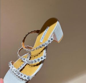 Модельерские бренды Aquazzura женские сандалии Trouble Maker Сандалии на массивном каблуке с привязкой для вечеринок, свадебные модельные туфли, кожаная подошва с ремешком на каблуке, коробка для сандалий 35-43