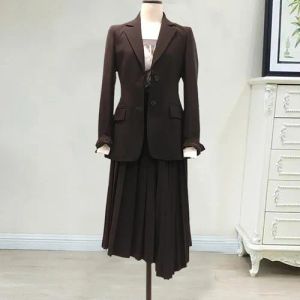 İki Parça Elbise Takım Kadın Etek 2 Set Moda Ofisi Leydi İş İş Giyim İnce Ceket Blazer Pileli üniforma Büyük Artı Boyut Deliği DHX3R