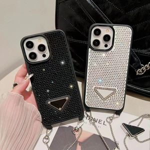 Lüks Glitter Telefon Kılıfı Tasarımcı İPhone Kılıfları İPhone 15 Pro MAX Case Apple iPhone 13 12 15 Artı 14 Pro Max Phonecase Bling Rhinestone Metal Zincirleri Crossbody Cover