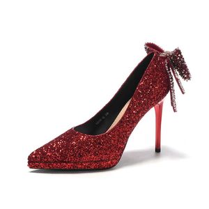 Tasarımcı Kadın Yüksek Topuk Ayakkabı Kırmızı Parlak Dipler İnce Topuklu Siyah Çıplak Patent Deri Kadın Pompalar Toz Torbası Su Geçirmez Klasik Platform Yay Yüksek Topuk Sandals