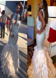 Çarpıcı payetli tüy balo elbiseleri uzun rhinestones boncuklu yüksek boyunlu resmi önlükler taban uzunluğu akşam pageant elbisesi kadınlar için1623417