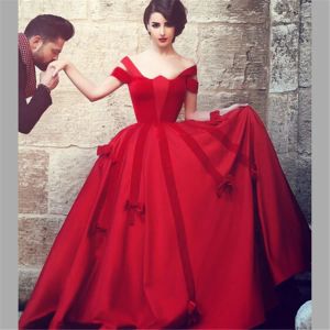 Elbiseler Sais Mhamad Kırmızı Prom Elbiseler Balo elbisesi kapak kolu saten kadife uzun gece elbise yüksek kaliteli prenses dans etmek kadın parti g