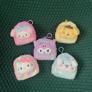 Kuromi Serisi Peluş Oyuncak Çantalar, İnternet Ünlüleri, Aynı Peluş Sıfır Cüzdan Kulaklık Çantaları Toptan Keychain Sarkacıları