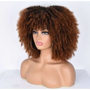 WIG Ohlesale Short Kinky Curly с челкой для чернокожих женщин Ombre Brown Afro Curly Synthetic Wigs