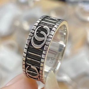 Dişli şerit yüzüğü retro eski ins halka erkek kadınlar aynı çift halka tasarımcısı Sevgililer Günü hediye tasarımcısı kadınlar için ücretsiz posta.