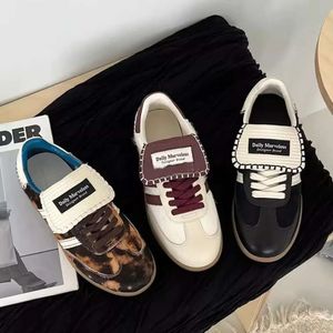 Designer de luxo estampa de leopardo masculino Casual Sapatos casuais versáteis confortáveis resistentes ao desgaste e de couro de baixo corte tênis ao ar livre Big Size 36-46