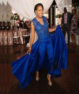Доступные голубые вечерние платья с поездом с поездом сексуально V Nece Beadered African Black Girls Платье выпускное выпускное платье Элегантная формальная одежда VES1823746