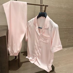 Mektuplar Saten Kadın Placowes Tasarımcı Uzun Kollu Pijama Set Bahar Sonbahar Simüle Simüle İpek Rahat Homewear Pembe Pijamalar