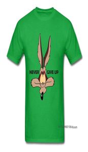 Üstler kurt tees erkekler yeşil tişört coyote asla komik t shirt son karikatür baskı tişörtleri pamuk takım kıyafetleri özel 2106239385471