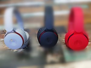 Yeni çapraz sınır Solo Pro Kablosuz Katlanır Kulaklıklı Bluetooth Kulaklık Stereo Kulaklıklı Eklenti Kartında Yüksek Tıkanık Pop-Up Penceresi