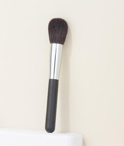 Les Pinceaux de Powder Makeup Brate №1 - Натуральная бронзерная румяна, настройка косметическая косметическая кисть для косметики 5647799