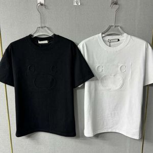 Sıradan Tasarımcı Tişörtler Erkek Tişört Üç Boyutlu Harfler Grafik Tee Moda Yuvarlak Boyun Kısa Kol Üstleri İki Renk