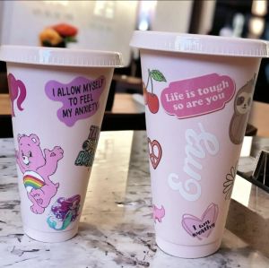 Özel logo çivili bardaklar 710ml plastik kahve fincanı parlak elmas yıldız saman kupası durian fincan hediyesi sıcak ve soğuk içme