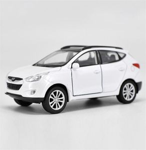 Diecast Model Cars 136 Hyundai Tucson IX35 SUV Athletic Metal Metal Car Car Decasting и Toy Car Collection Model22515977708