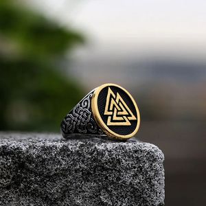 Yaratıcı Vintage 14K Gold Viking Valknut Ring Erkek Erkek Çocuk İskandinav İrlandalı Celtics Düğüm Biker Muska Takı Hediye Yüzükleri