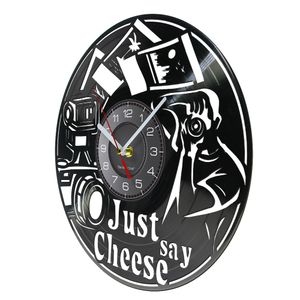 Sagen Sie einfach Käse Vinyl LP Rekord Wanduhr Nehmen Sie Fotos Fotografie Kamera Vintage Illuminated Wall Uhrenfotografen Geschenke