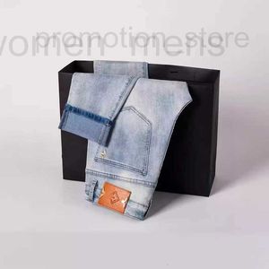 Мужские джинсы дизайнер качество европейское сезонное светло -цветовое текстурированное этикетка STL вымытая вода мужские джинсы универсальный эластичный тонкий посадка маленькие прямые брюки для ног Konh xn47