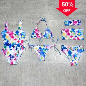 Yeni Moda Tasarımcı Toptan Kadın Yüzme Seksi Bikinis Mayolar Kadınlar Saillot de Bain Markaları Takımlar Yaz Bandage Badeanzug Costumumi Bikini Setleri TW