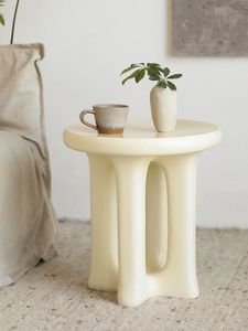 Design Feels Creamy Yellow Round Tavoles Resin Mobile Mobile Luxury Soggiorno TV Stands Side Tea Table Balcony Tavolo