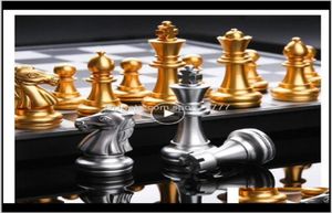 Столовый отдых спортивные шахматные игры на открытом воздухе Drop Delive 2021 Medieval International Set с шахматной доской 32 Gold Sier Games 8625334