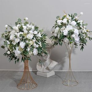 Dekoratif çiçekler yeşil bitkiler gül topları masa düzenlemesi şamdan merkezi parça çiçek düğün dekorasyon aranjmanı