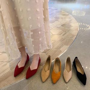 Scarpe casual 2024 Fashion Women Autumn Flats di alta qualità Slip-On Punte Ballet piatto in gomma Plus size