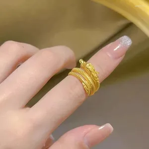 Küme halkaları kabile şal yüzüğü altın ejderha tasarım sembol servet ve şans erkekler için uygun kadın kadınlar günlük kıyafetler mükemmel yıl dekor