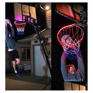 Toplar LED Güneş Sensoraktivasyonlu Hafif Şerit Basketbol Hoop 41 Ek Gece Çekimine Yardımcı Oluyor LAMP2681006 DRAP TESLİM SPORLARI EXT DH2TX