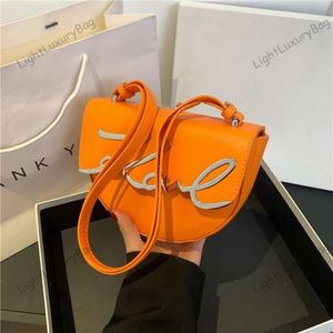 Lüks turuncu karl lagerfield eyer çanta moda koltuk altı çanta tasarımcısı sevimli tüm eşleştirme Kore omuz crossbody çanta yeni stil kadın haberci çanta