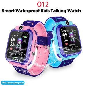 Смотреть новый Q12 Kids Smart 2G Call Phone Watch Водонепроницаемые мать дети GPS Monitor Boy Girls Sos Child Sports Digital Watch Tracker