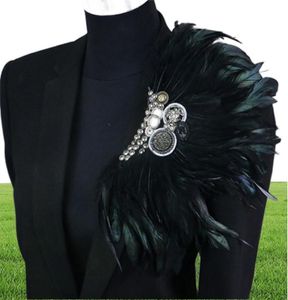 Boutonniere Clips Clips Brooch Pin Sward Bussiness Suits Banquet Brooch Black Feather Anchor Flower Corsage Parte Singer LJ4805603