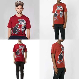 Kırmızı Yuvarlak Boyun Pamuklu Tişört Maymun ve Taç Nakışları Erkekler Tasarımcı Tişörtleri Komik Tişörtler İnce Fit Unisex T-Shirt SM