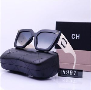 Tasarımcı Erkek Kadınlar Polarize Güneş Gözlüğü Adumbral Gogle UV400 Gözlük Klasik Marka Gözlükleri Cebir Pazarlık Okuma Gözlükleri Tasarımcı Kadın Box