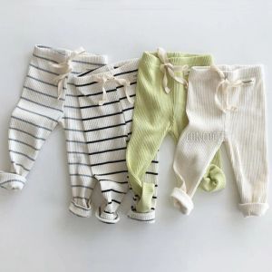 Pantolon 2023 Yeni Bebek Bebek Pamuk Taytlar Şeker Renkleri Pantolon Kızlar İçin PP Pantolon Çocuklar Günlük Pantolon Bebek Çizgili Tayt Pantolon
