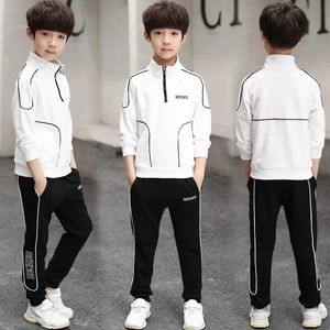 Bahar Sonbahar Genç Erkek Giyim Setleri Çocuk Moda Mektubu Sweatshirt Pantolon 2 PCS Çocuk Takibi 4 5 6 7 8 9 10 11 12 Yıl 240407