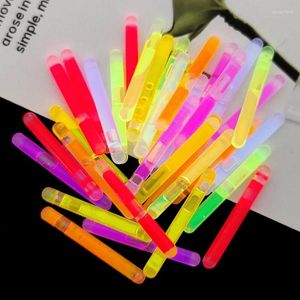 Parti Dekorasyonu 36pcs Karışık Renk Mini 4cm Glow Sticks Hafif Çubuk Kamp Acil Durum Kulüpleri Konserler Bar Malzemeleri