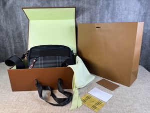 Мужчины пересекают пакеты с плечами для тела женские дизайнерские сумки роскошные сумки с камеры сумки для камеры клетку для плеча мешки с перекрестным решеткой.