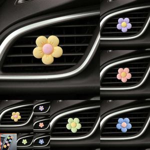 2024 2024 Симпатичный цветочный ароматерапевтический автомобиль воздух выходы украшения духи зажим