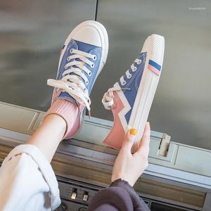 Sıradan Ayakkabı 2024 Bahar Tuval Kadın Koreli Öğrenci Moda Tatlı Kız Sevimli Lolita Anime Cosplay Kadın Spor Spor ayakkabıları