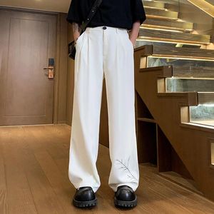 Erkek pantolon 2024 Yaz uzunluğunda düz pantolon geniş bacak nakış örtüsü sıradan takım elbise pantolon moda büyük boy adam siyah beyaz