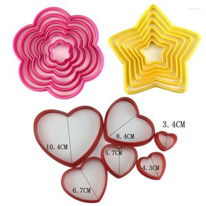 Pişirme Kalıpları 6 PCS Fondan Kek Kalıp Kabartanı Geometrik Kalp Yıldız Çiçek Kurabiye Kesici Bisküvi Damga Dalgası Kabartma Dekorasyon Araçları